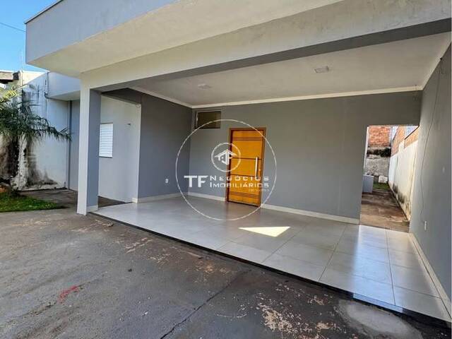 #250 - Casa para Locação em Araraquara - SP - 2